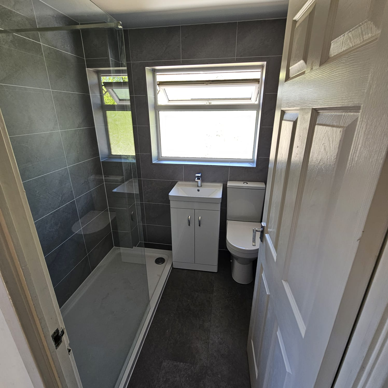 Cloakroom Fitting